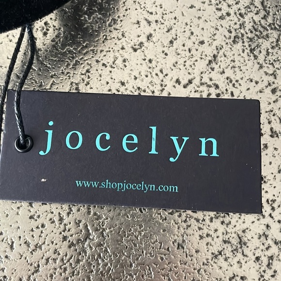 NWT JOCELYN FAUX FUR EARMUFFS WITH PEARLS - Picture 6 of 6